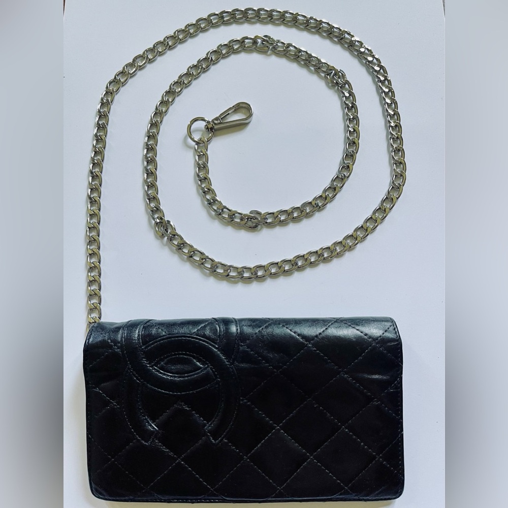 Authentic Chanel Black Leather Cambon Yen Wallet